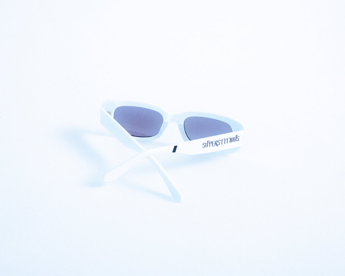 TRUST THE VISION shades (white)